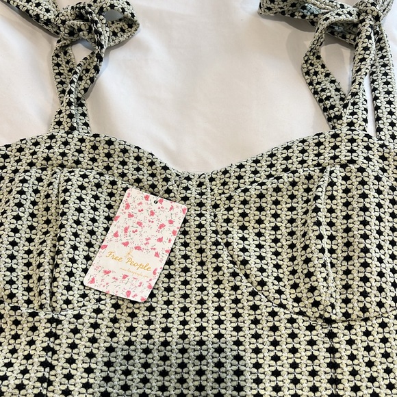 Free People tank top - NWT - Picture 2 of 4